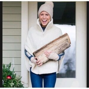 Women's Dudley Stephens Ashford Teddy Ivory Zip Front Poncho Size medium